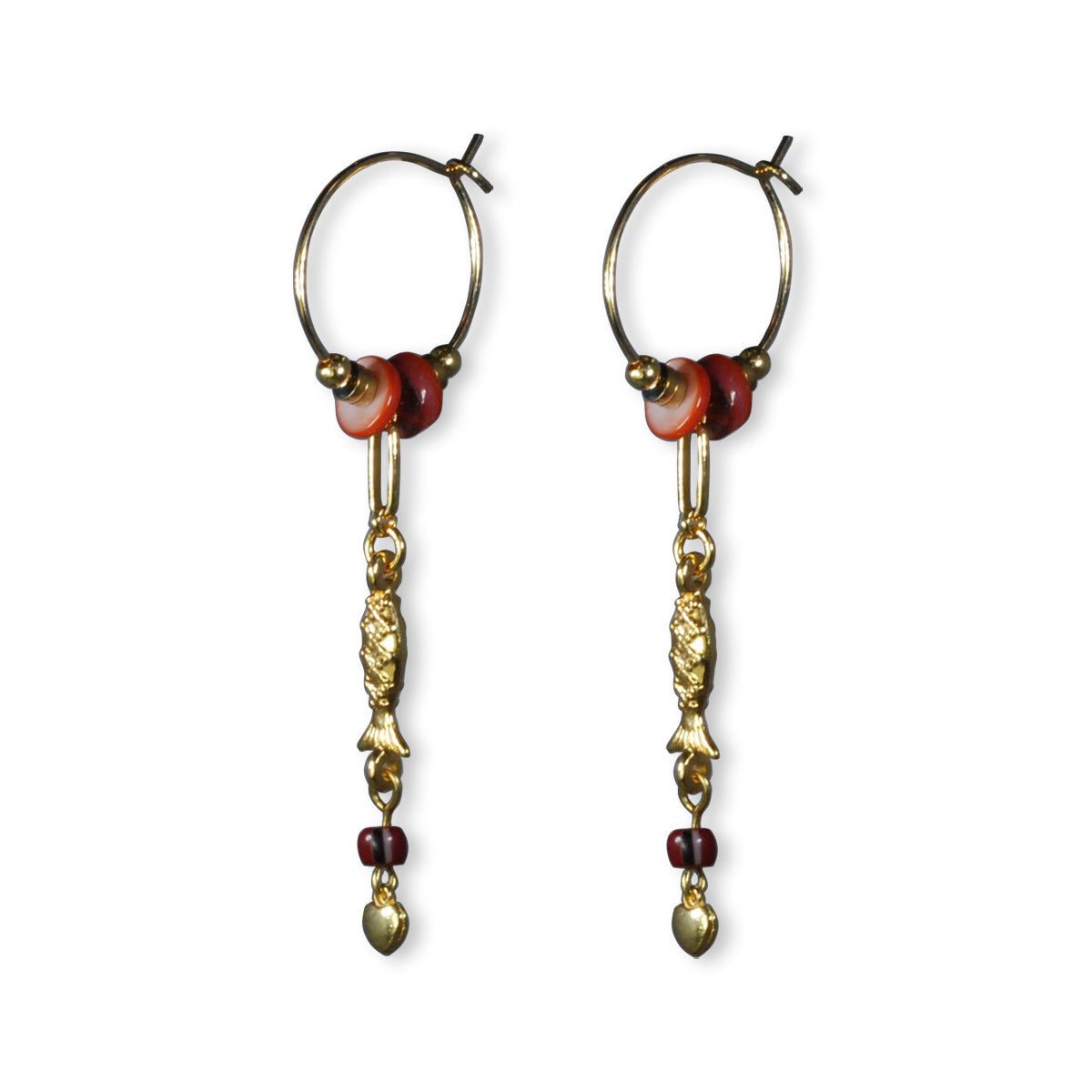 Nona oorbellen met gold plated charm en kralen