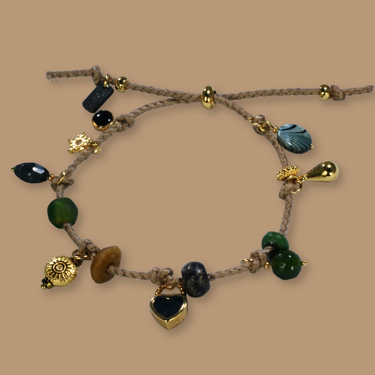 Handgemaakte Bohemian Charms Armbanden – Limited Edition