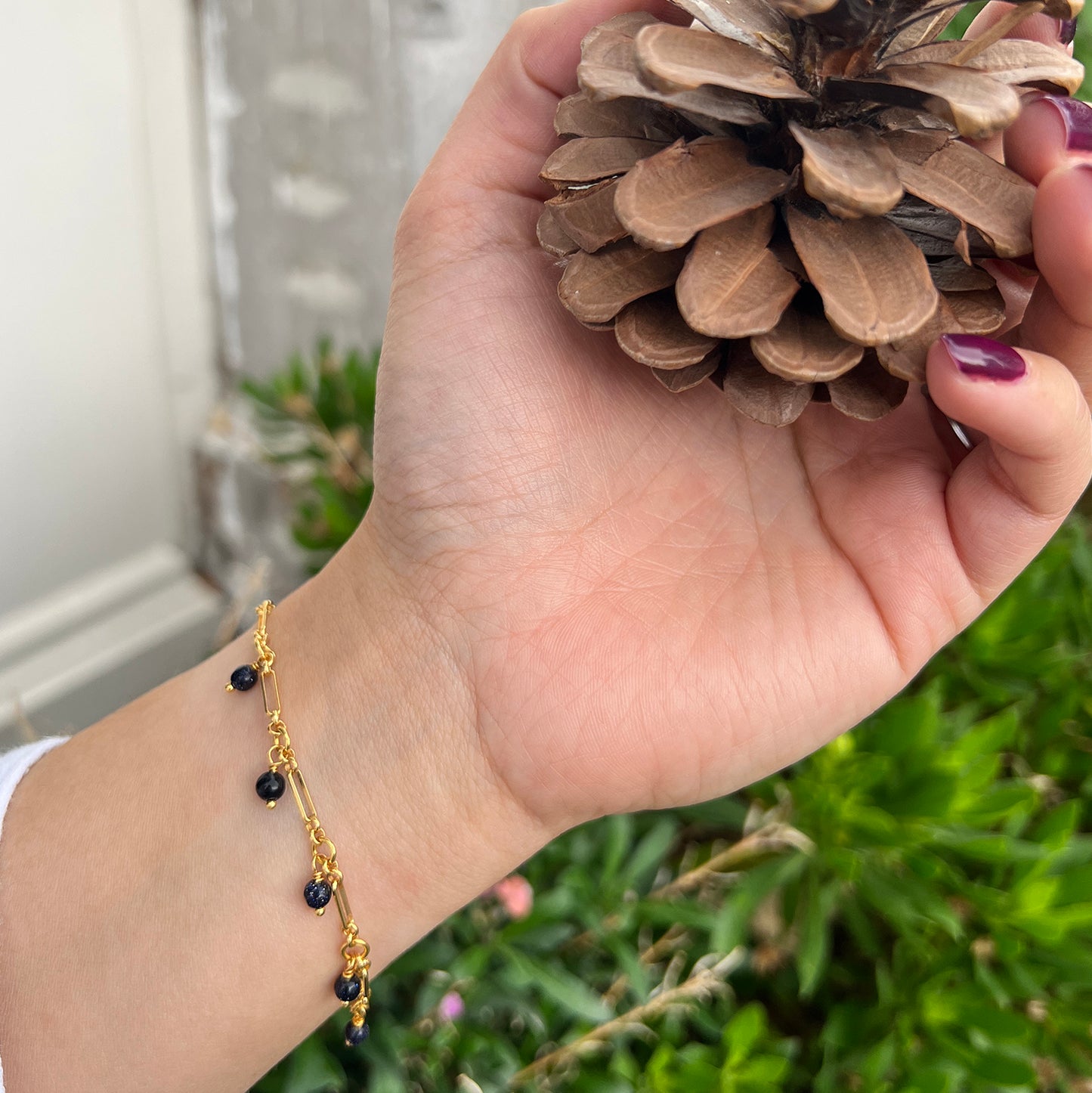 Nona earrings with semi-precious stones